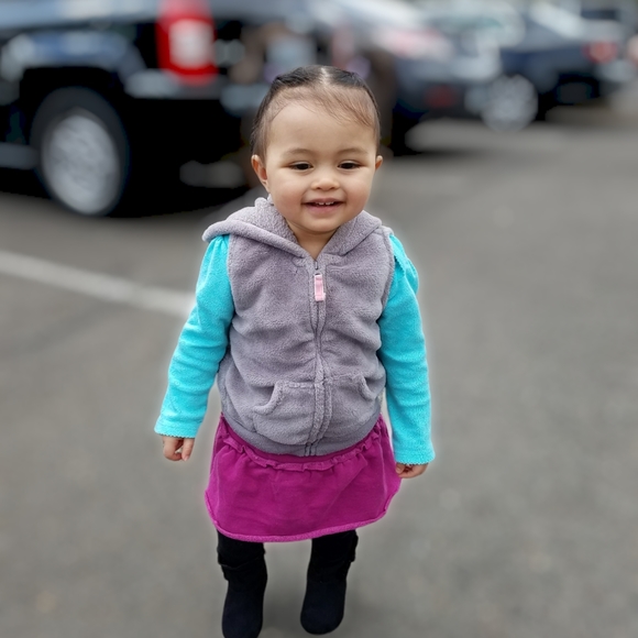 Guess Baby Plum baby skirt with bottom snaps. - Picture 4 of 10